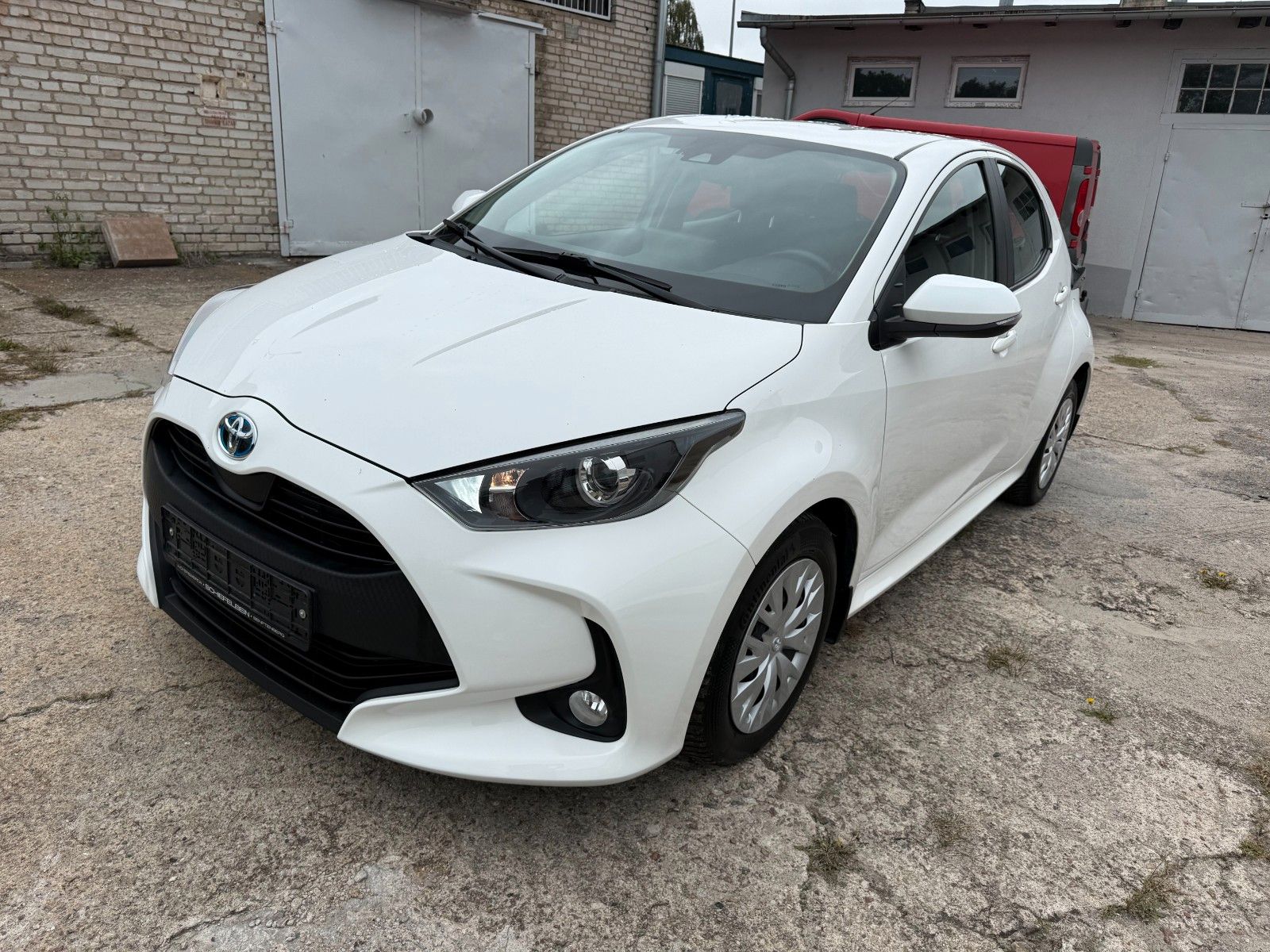 Toyota Yaris Hybrid Business Ed.
