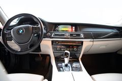 BMW 730d xDrive AHK HUD - TOP Ausstattung Unfallfrei