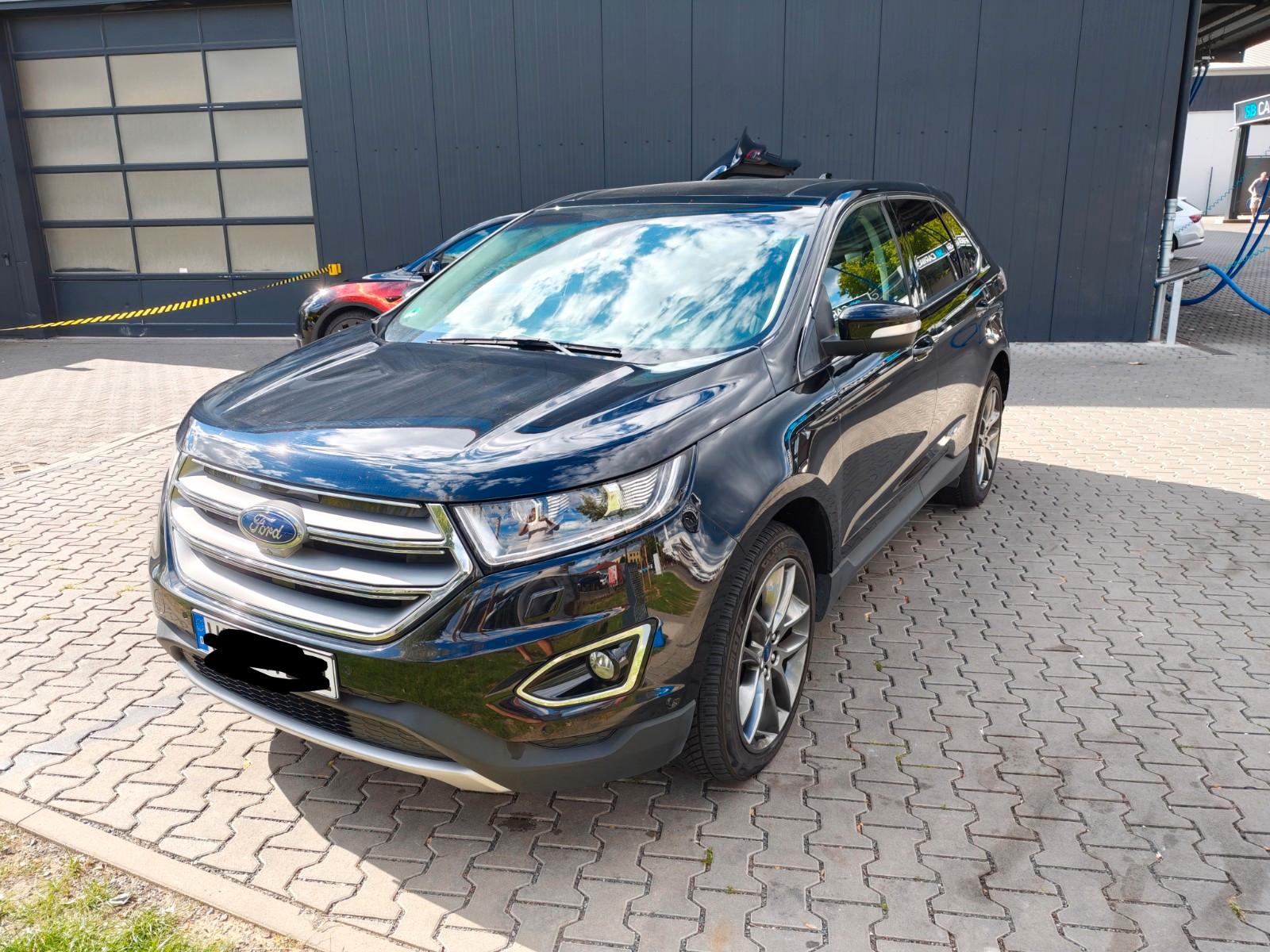 Ford Edge Titanium Bi-Turbo 4x4 Panorama Leder Kamera