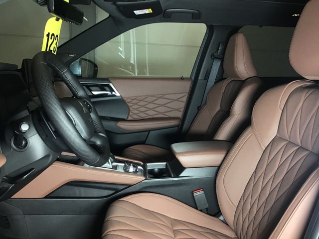 Fahrzeugabbildung Mitsubishi Outlander TOP Luxury-Paket 2.4PHEV ACC/Navi/Pano