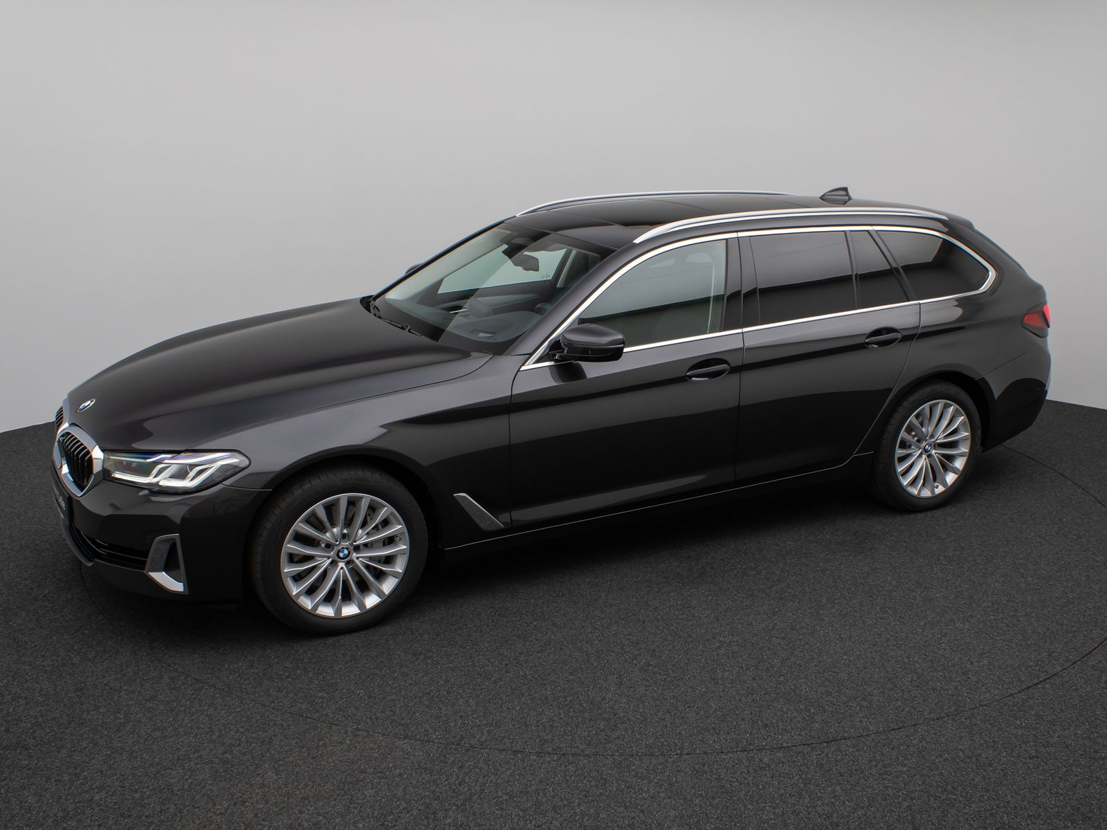 Fahrzeugabbildung BMW 540i xD LuxuryLine Panorama Laser Kamera SoftCL