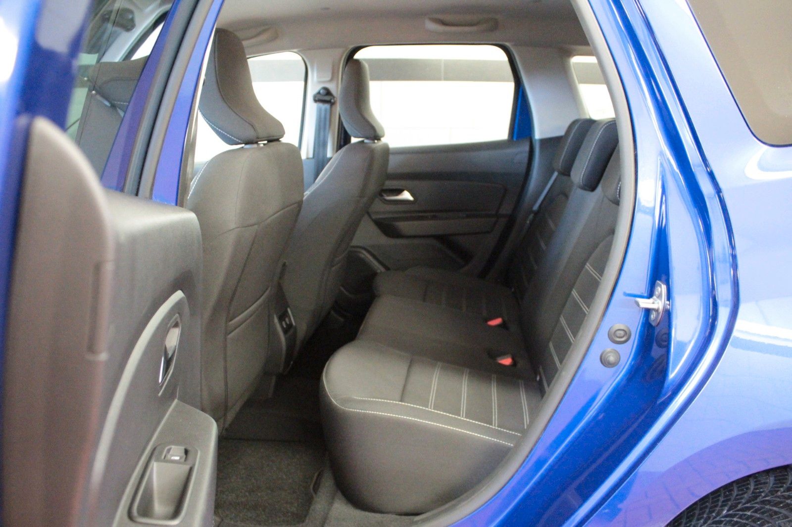 Fahrzeugabbildung Dacia Duster TCe 150 4x4 Prestige  Allrad