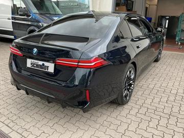 صورة 3 لـ 2023 BMW I5