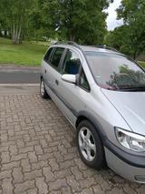 Opel Zafira 1.8 - gebrauchte Opel Zafira aus dem Jahr 2001