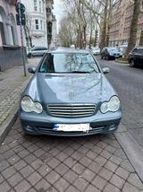 Mercedes-Benz 200