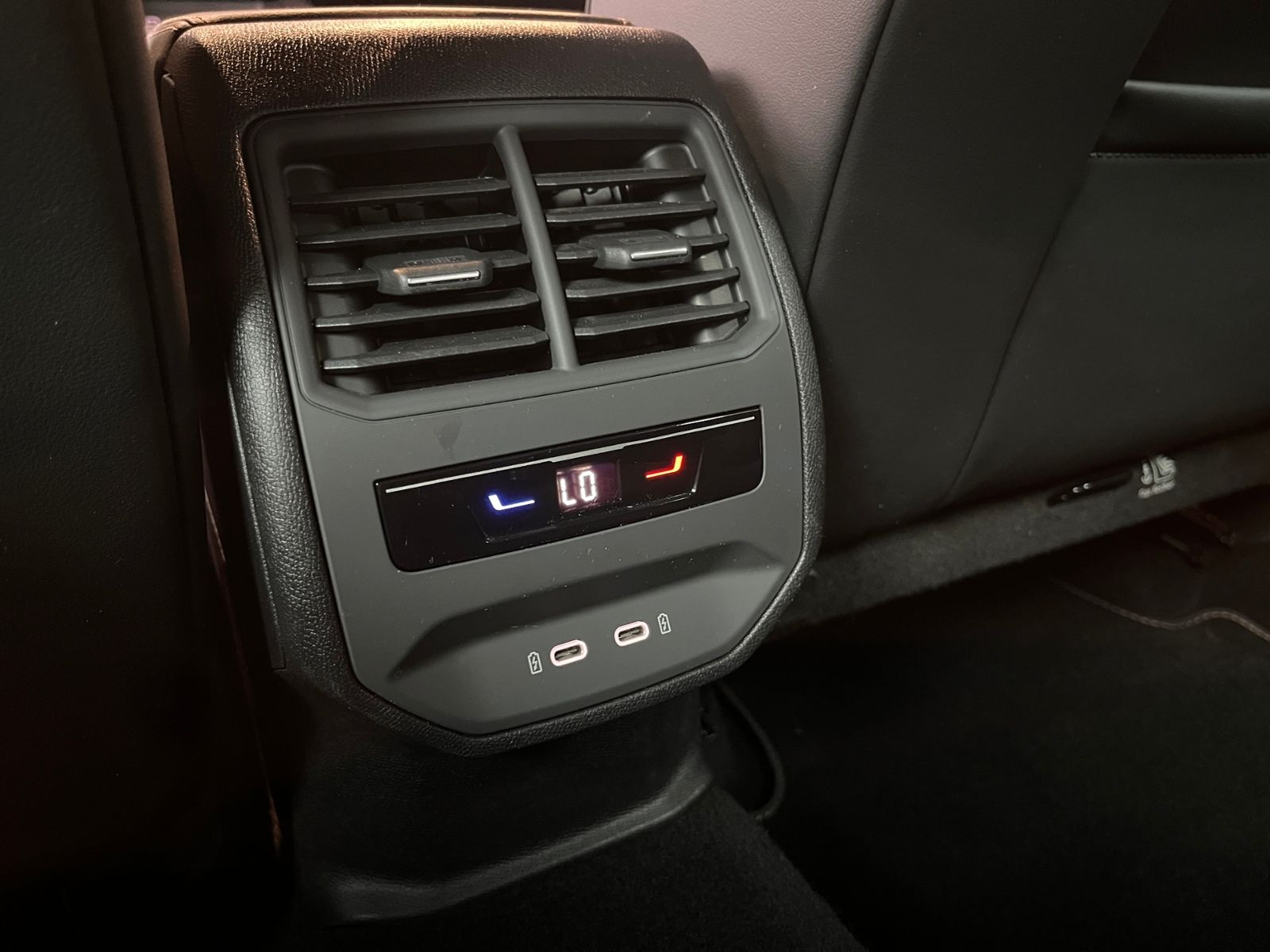 Fahrzeugabbildung CUPRA Formentor eHybrid VZ PANO LED NAV 19"