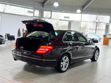 Fahrzeugabbildung Mercedes-Benz C 180 Avantgarde BlueEfficiency Navi Sitzhz PDC