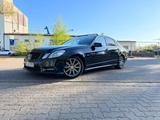 Mercedes-Benz Mercedes E350 CDI 4MATIC/H.Kardon/Massage/... - Mercedes-Benz E 350 aus 2009: 4matic