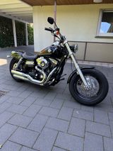 Harley-Davidson Dyna Wide Glide - HARLEY-DAVIDSON 2010 DYNA WIDE GLIDE