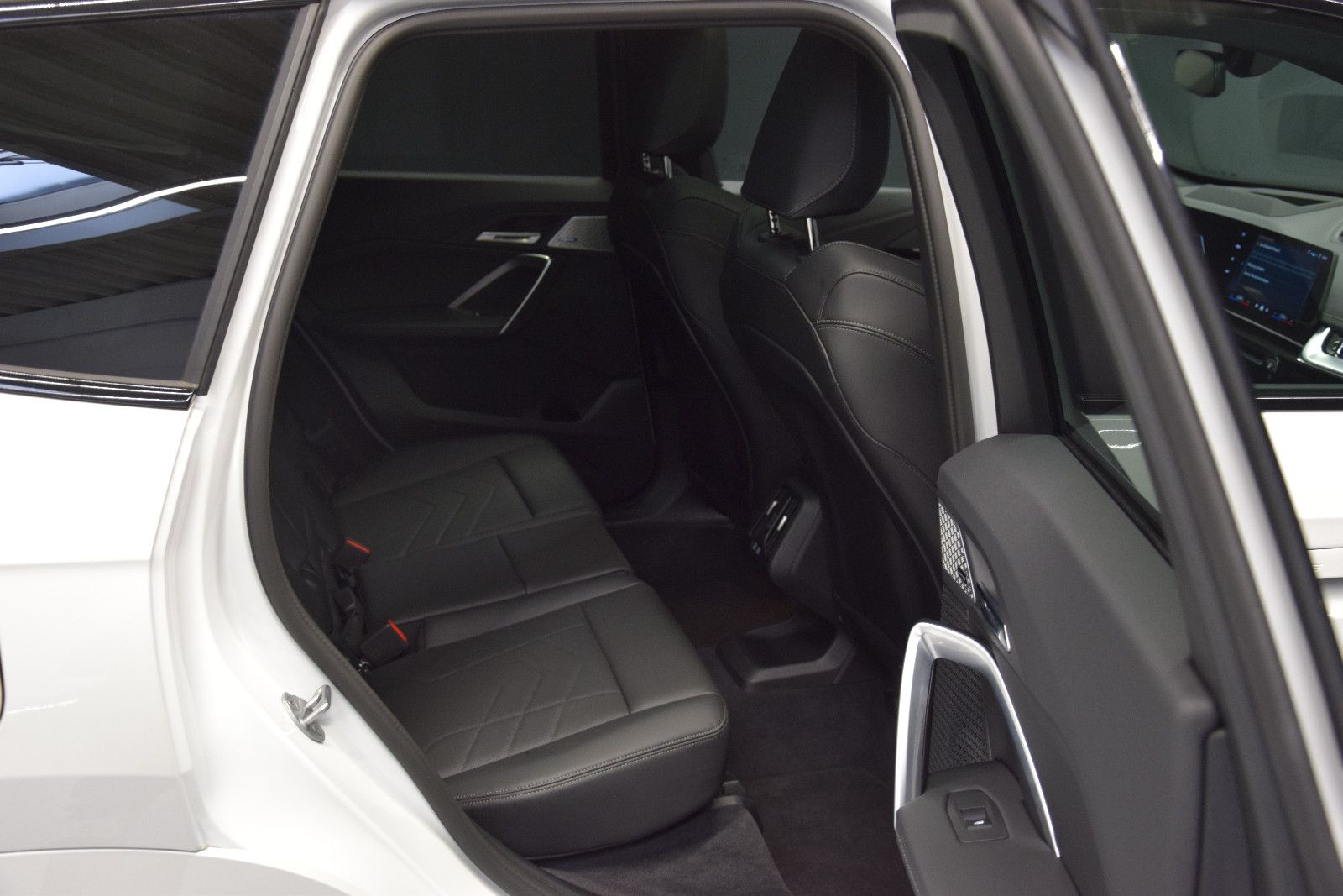 Fahrzeugabbildung BMW X1 sDrive 20 i M Sport Pano HuD Memory ACC Leder