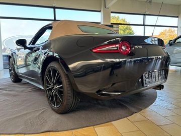 Mazda MX-5 2.0 Kazari Stoffverdeck MatrixBOSE