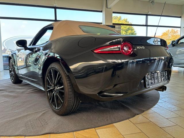 Mazda MX-5 2.0 Kazari Stoffverdeck MatrixBOSE