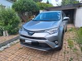 Toyota RAV 4 2,5-l-Hybrid Team Deutschland Auto