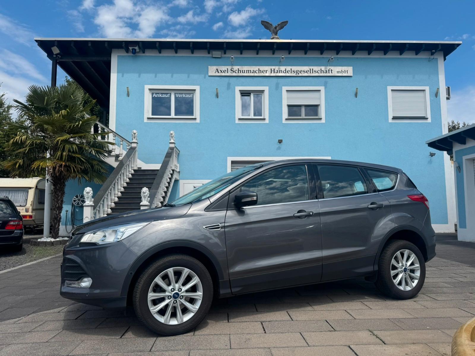 Ford Kuga 1.6 Trend aus 1.Hand Zahnriemen neu!