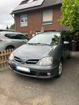Nissan Almera Tino - Nissan Almera Tino aus 2005