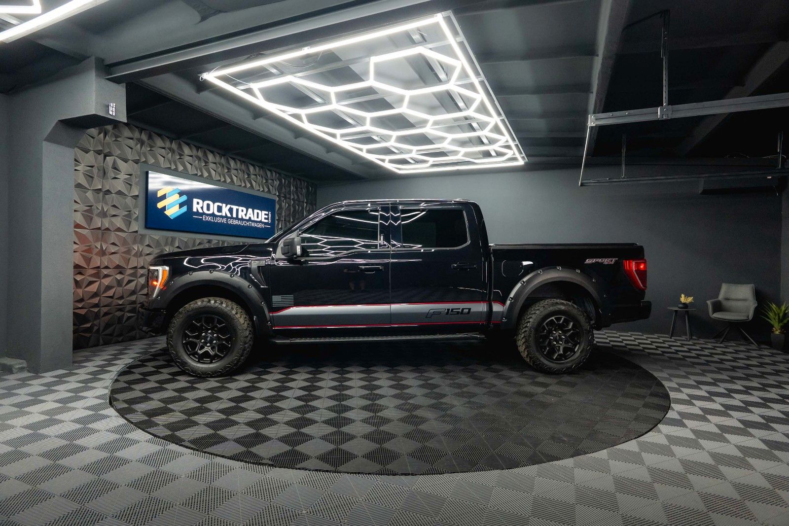 Fahrzeugabbildung Ford F150 5.0L V8 4x4 Offroad SuperCrew RAPTOR 19%