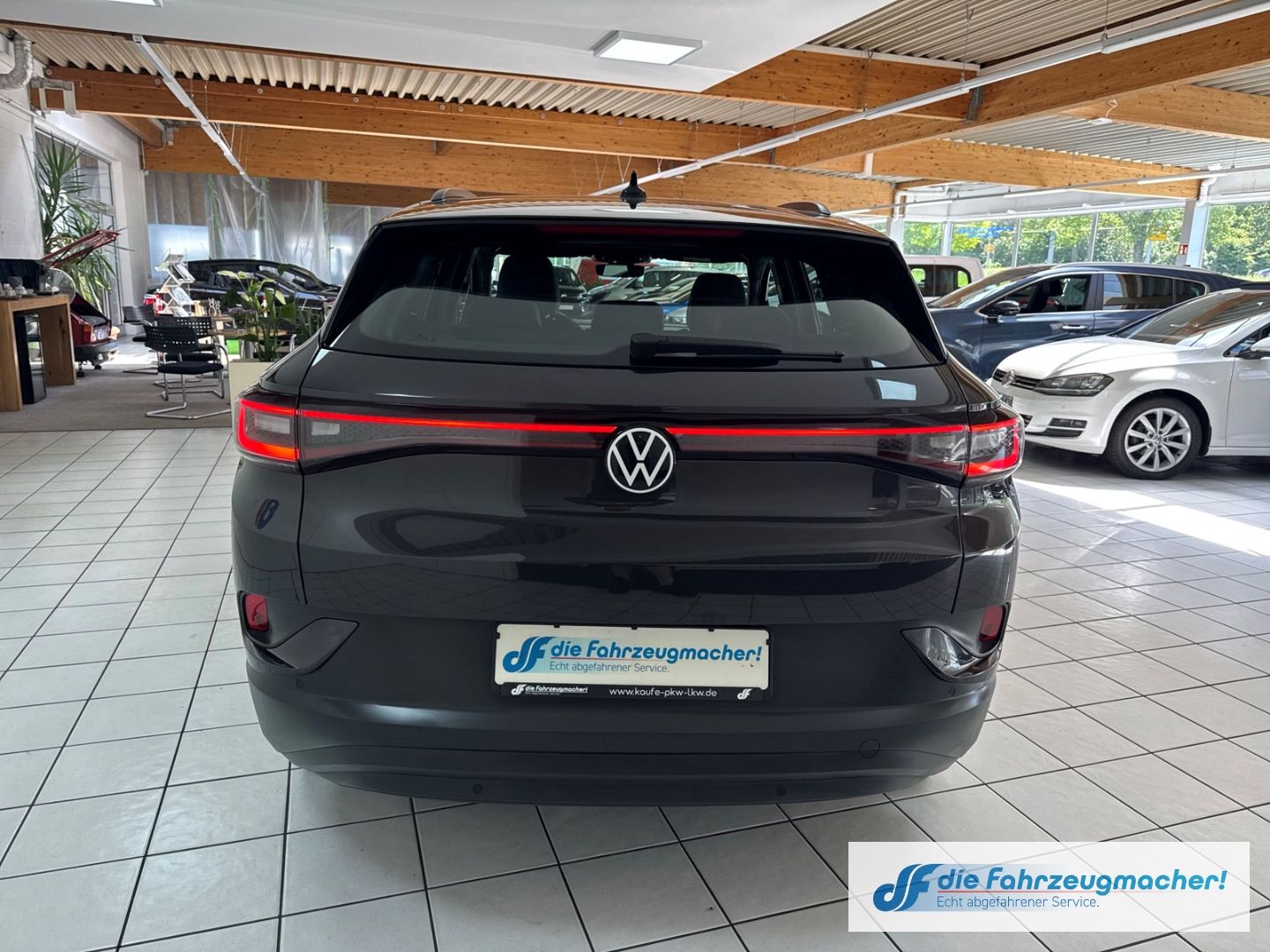 Fahrzeugabbildung Volkswagen ID.4 Pure 109 kW Navi LED Apple CarPlay Android