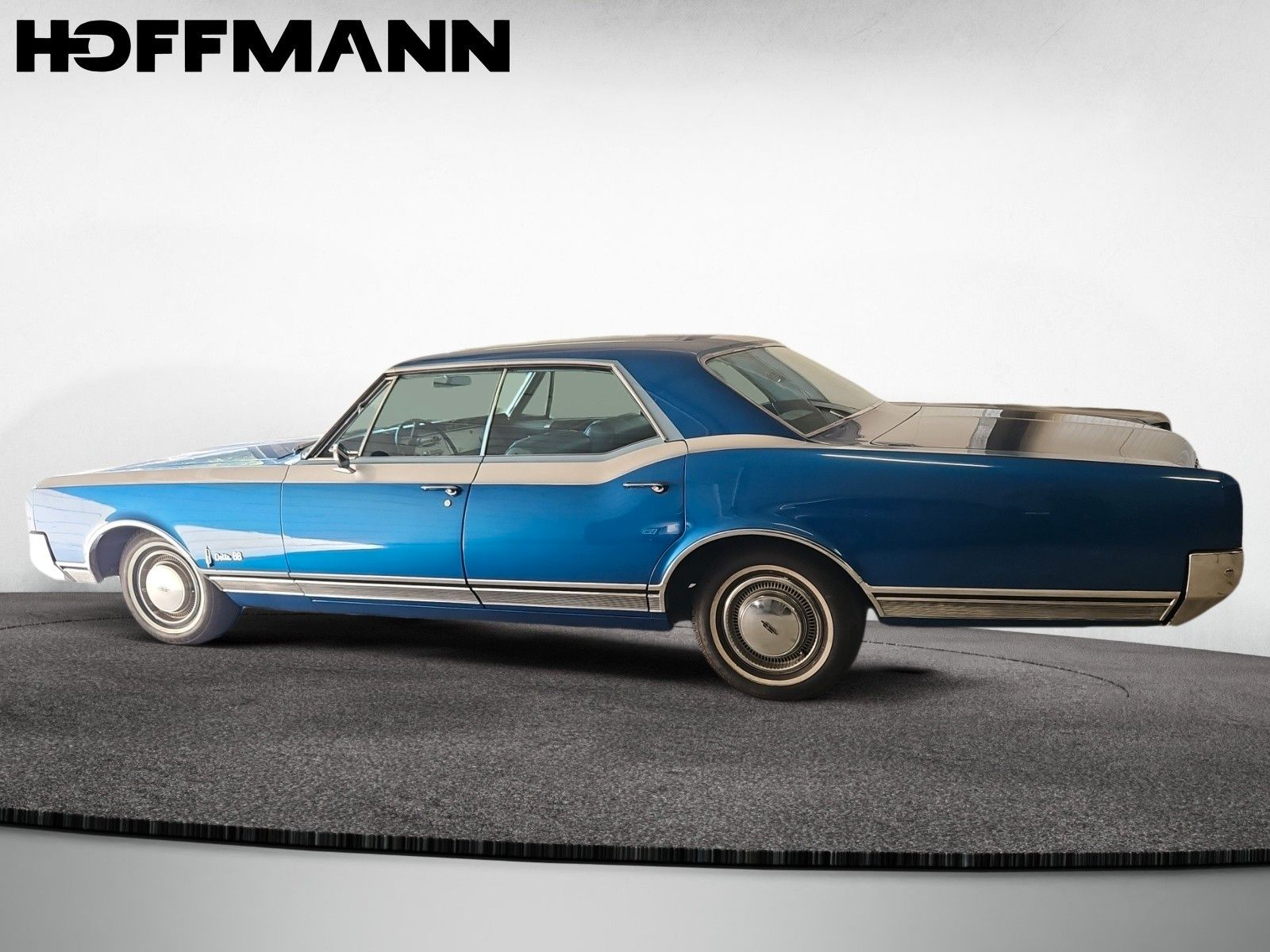 Fahrzeugabbildung Oldsmobile Delta 88 4-door Hardtop H-Kennzeichen