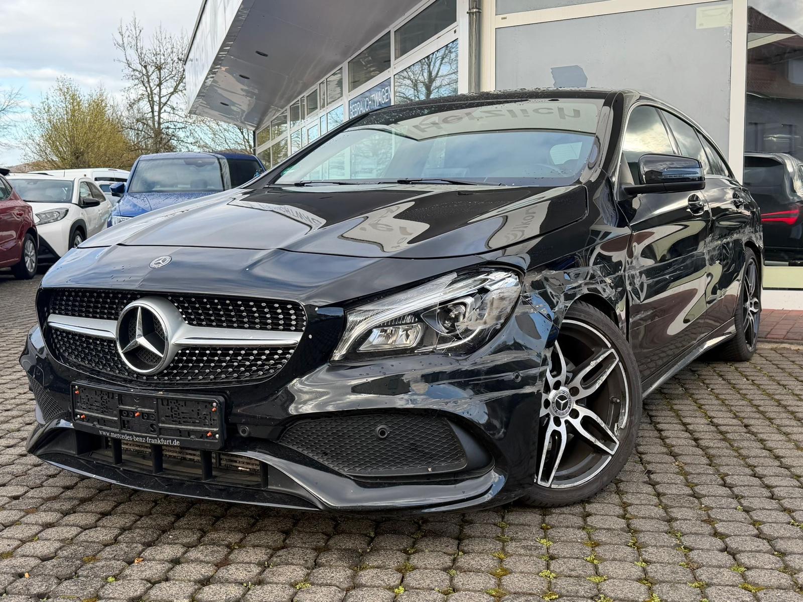 Mercedes-Benz CLA CLA 200 Unfall / Fahrbereit 