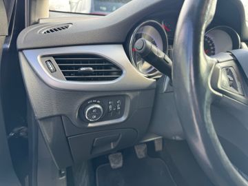 Opel Astra - 11