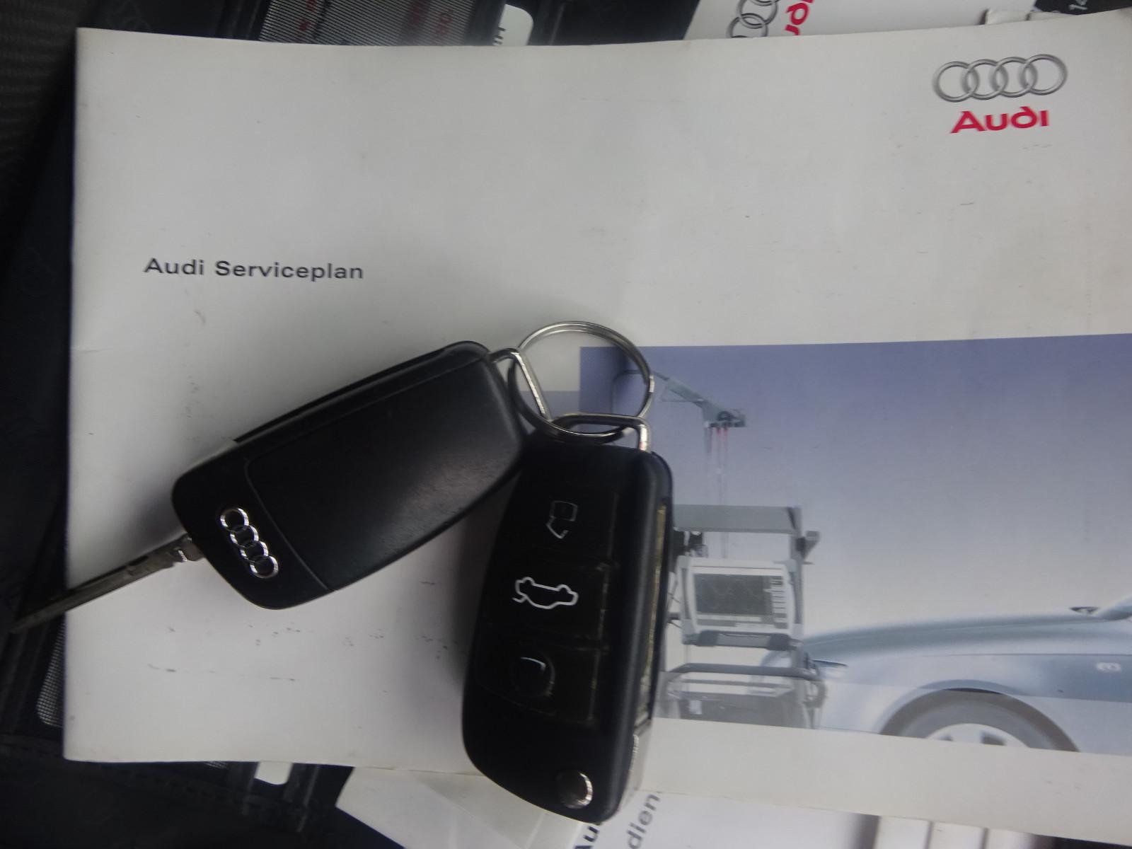 Audi A4 2006 — photo 13