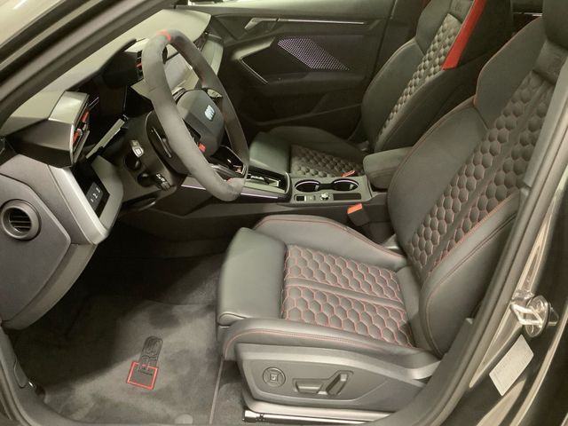 RS 3 Sportback 294(400) kW(PS) S tr onic