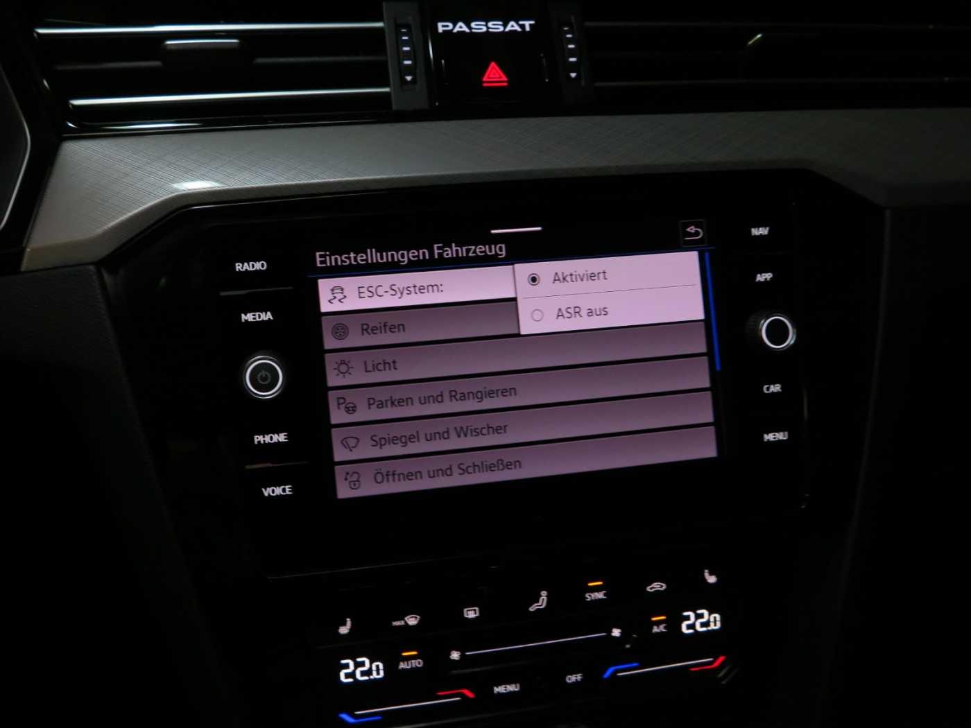 Volkswagen Passat Variant 2.0 TDI SCR DSG7 Business Navi