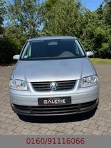 Volkswagen Touran Trendline - gebrauchte VW Touran aus dem Jahr 2005