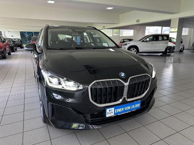 BMW 218 Active Tourer  Navi. Sitzhz. Kamera LED AHK 