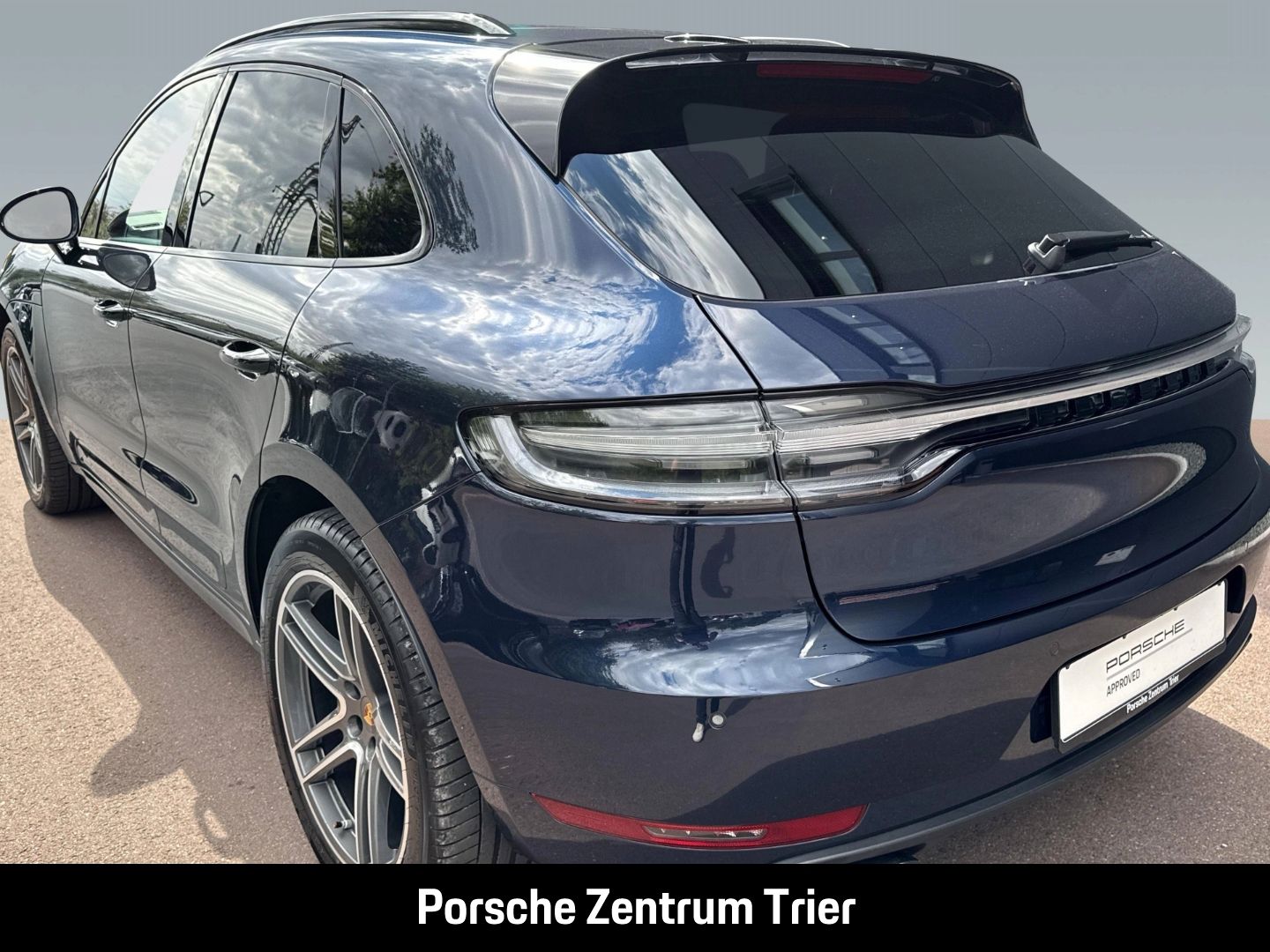 Porsche Macan Turbo Sportabgasanlage Surround-View PASM foto 10