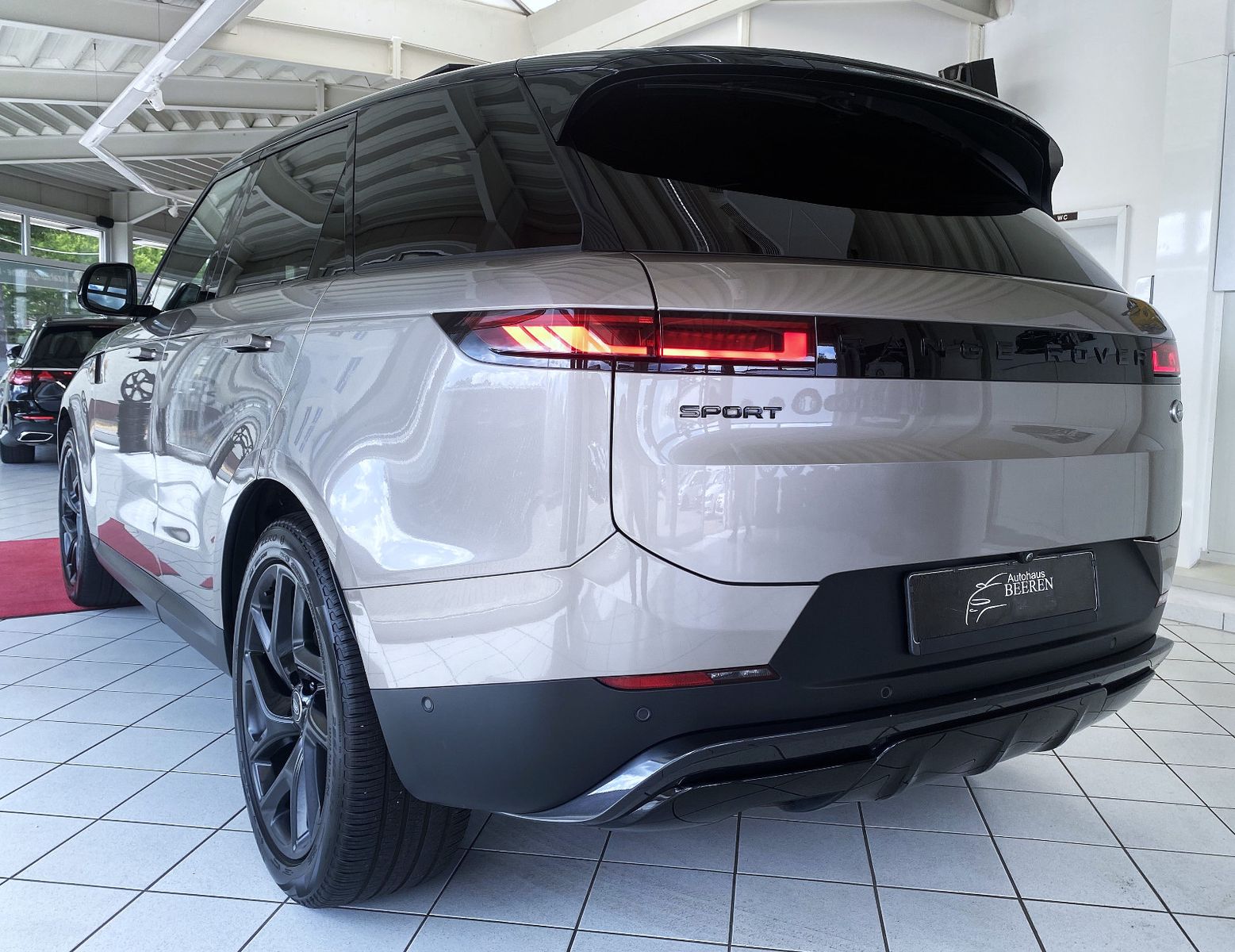 Land Rover Range Rover Sport D300SE AWD VOLL LED PANO 360° foto 8