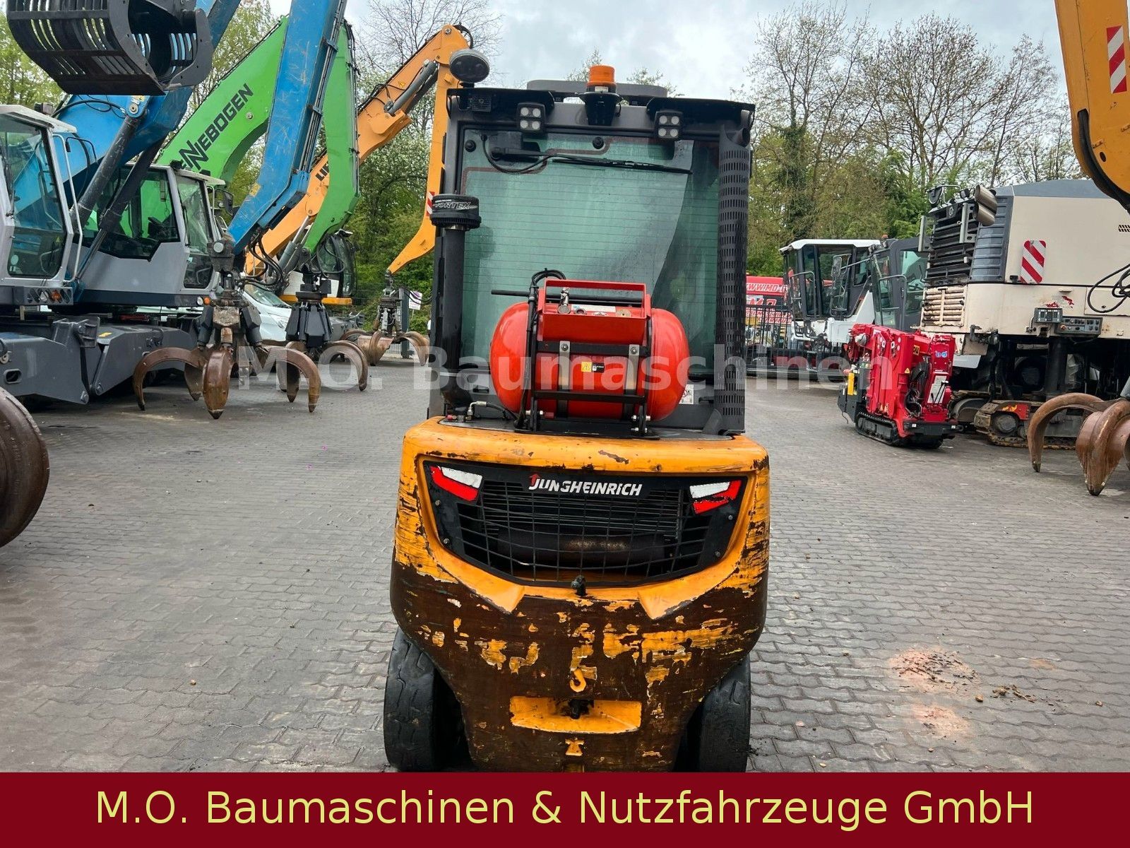 Fahrzeugabbildung Jungheinrich TFG 435 S / GAS / SS / ZV/Duplex Mast /3,5t / 4m