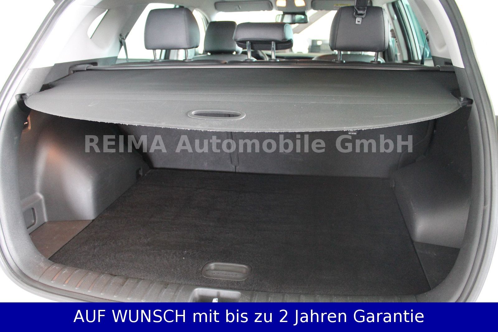 Fahrzeugabbildung Hyundai Tucson 1,7D blue Premium 2WD, Automatik, Xenon