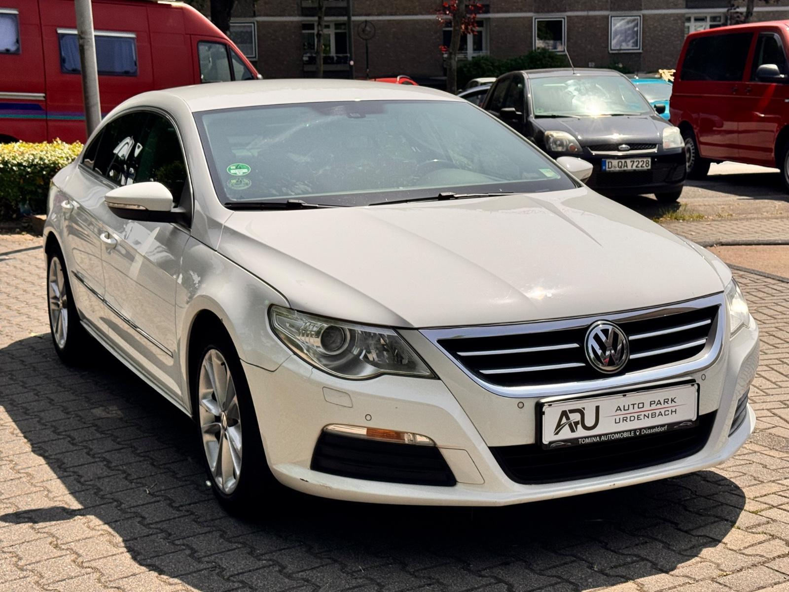 Volkswagen Passat CC . DSG. PDC. Leder.  NAVI