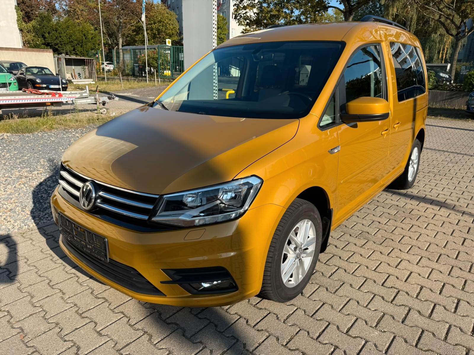 Volkswagen Caddy Comfortl.*AUTOM*AHK* SH*PDC*SPORT-Komfort