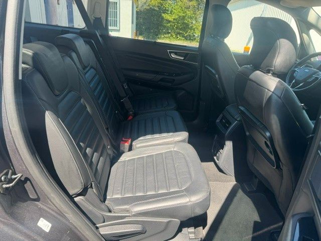 Fahrzeugabbildung Ford Galaxy Titanium AWD LEDER 7 SITZER LED KAMERA