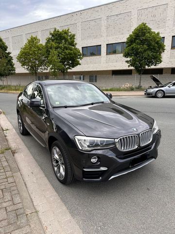 BMW x4 xlinee 3.0 xdrive