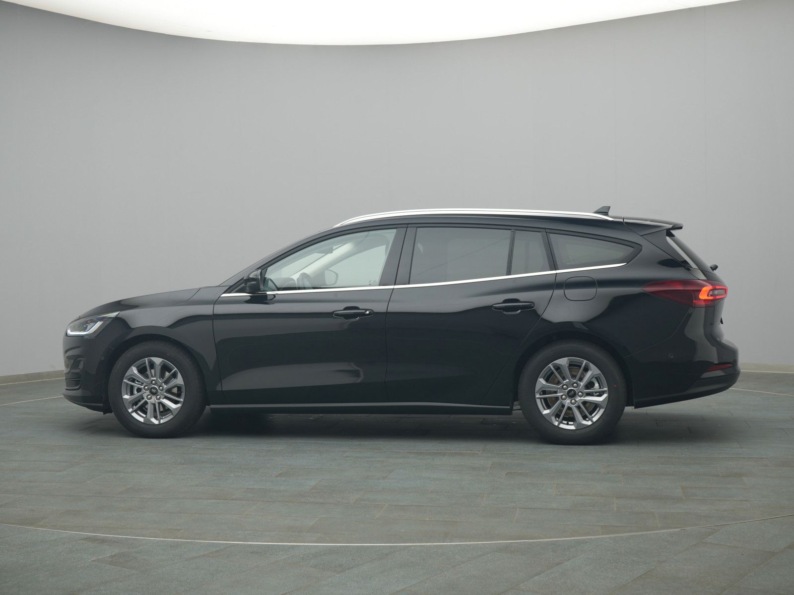 Ford Focus Turnier Titanium X 155PS Aut./ACC -31%* imagem 3