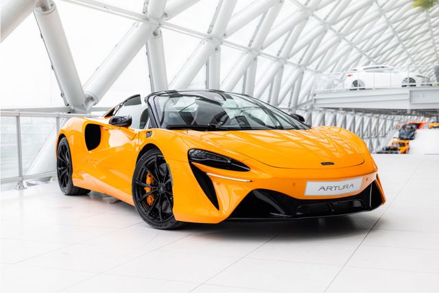 McLaren Artura Spider 3.0 V6 Plug-In | Performance | Car