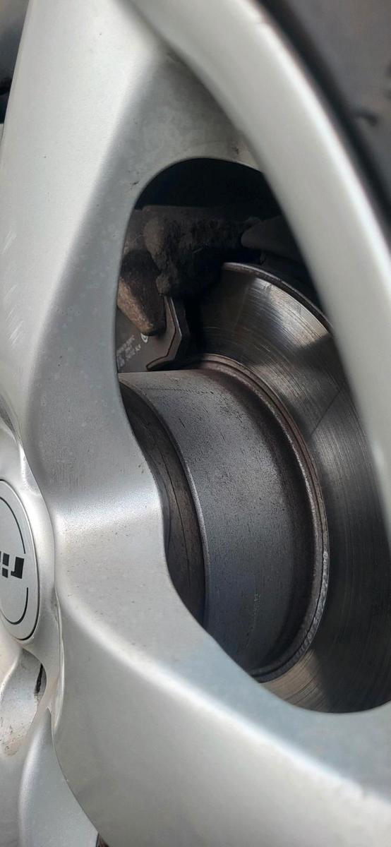 Volkswagen Passat 2005 — photo 15