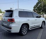 Toyota Land Cruiser 200 4,5 V8 DIESEL  - Toyota Land Cruiser mit Diesel-Antrieb: 4.5