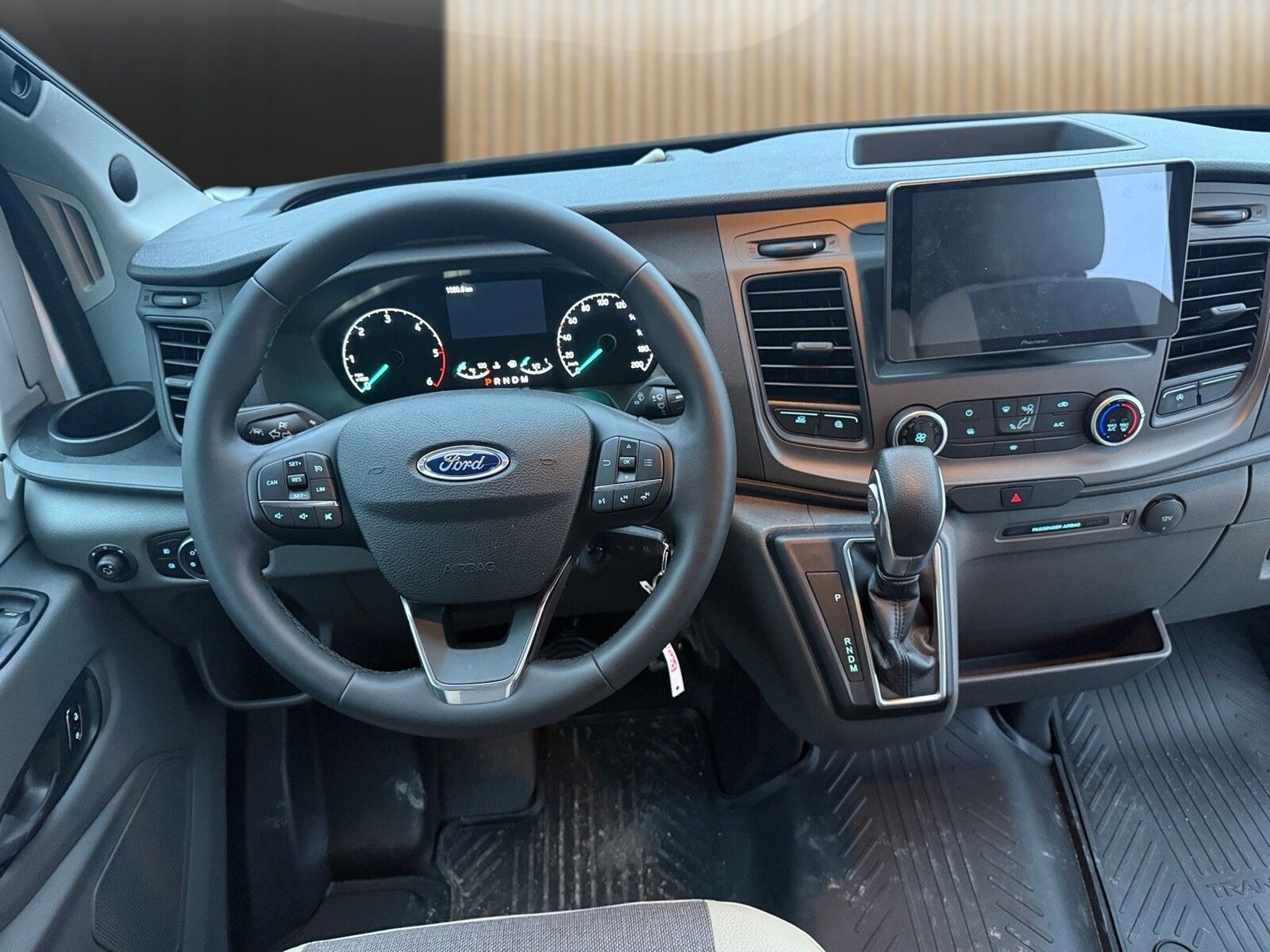 Fahrzeugabbildung Bürstner Lineo T 690 G