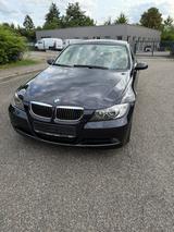 BMW 325i - - BMW 325 aus 2005: 325i