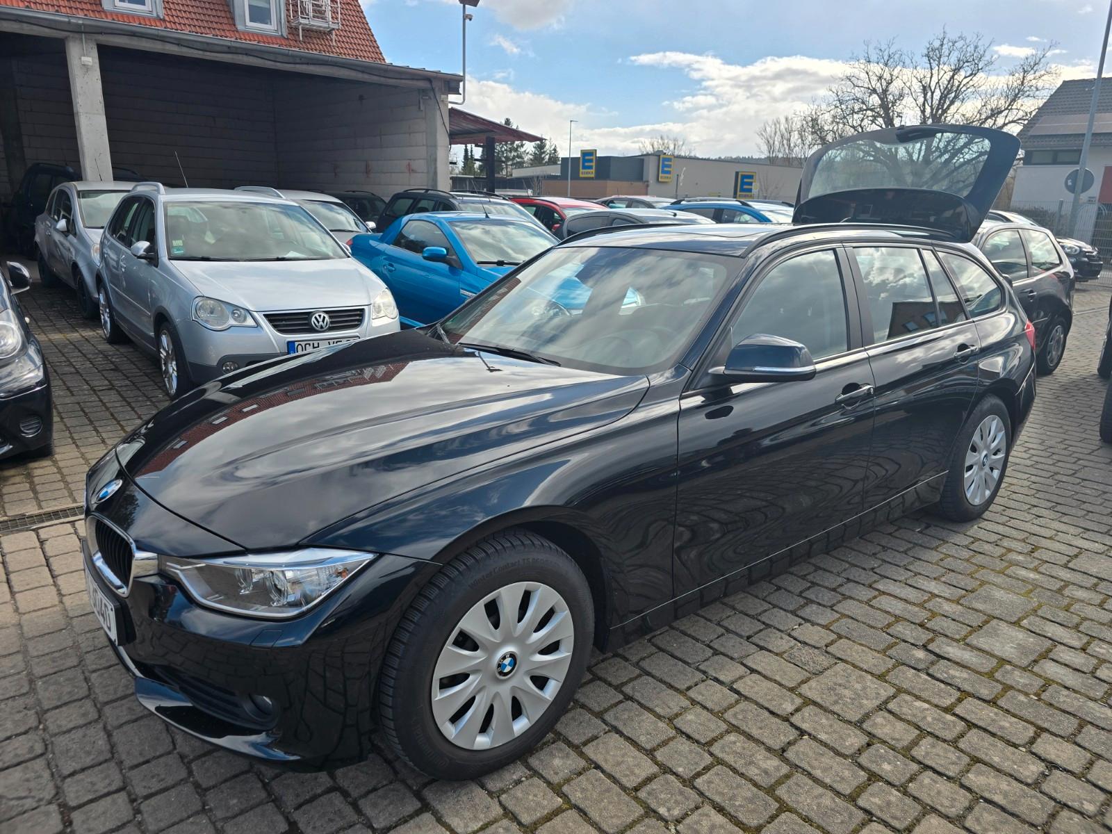 BMW 320d Automatik Navi el.Panorama BiXenon Sihzg