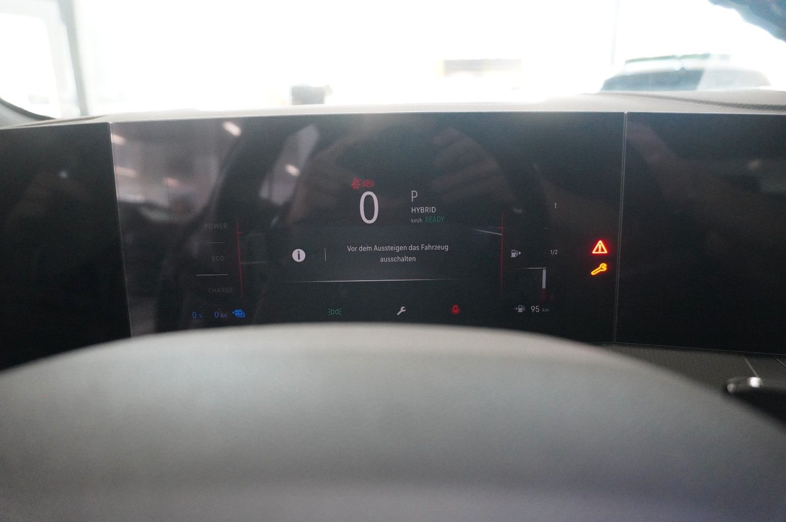 Fahrzeugabbildung Opel Astra L Lim. 1.6 HYBRID ULTIMATE NAVI/360°/PANO.