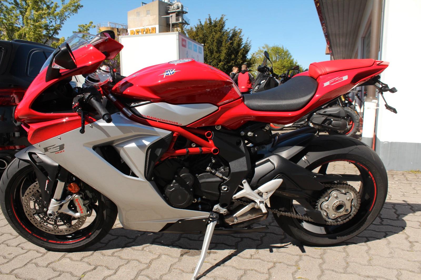 MV Agusta F3 800