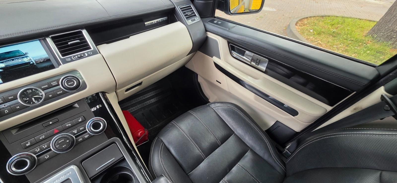 LAND ROVER RANGE ROVER SPORT 256CH - 4X4 - BVA - HISTORIQUE ENTRETIEN COMPLET - 1ERE MAIN - ATTELAGE