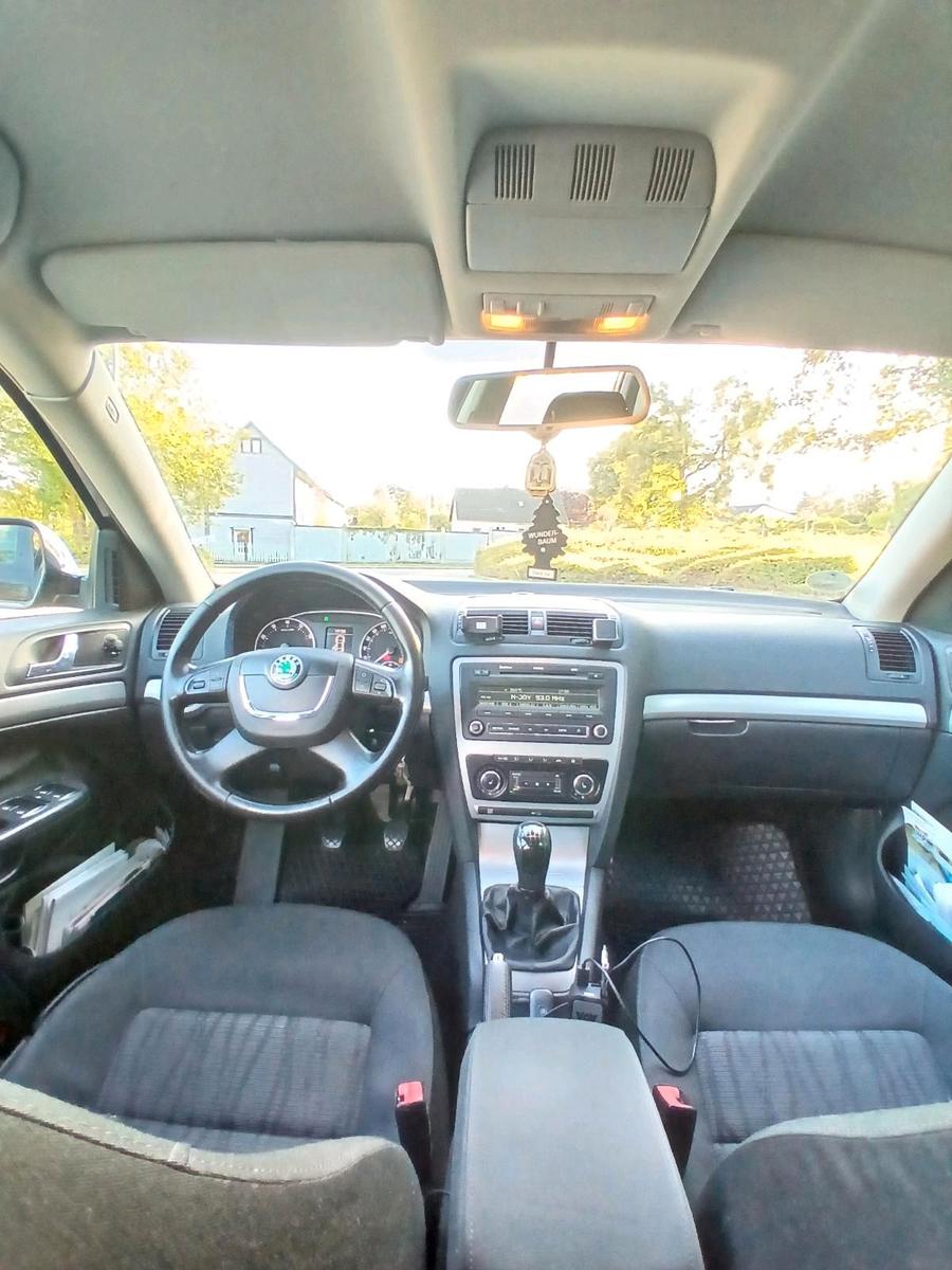Skoda Octavia 2009 — photo 9