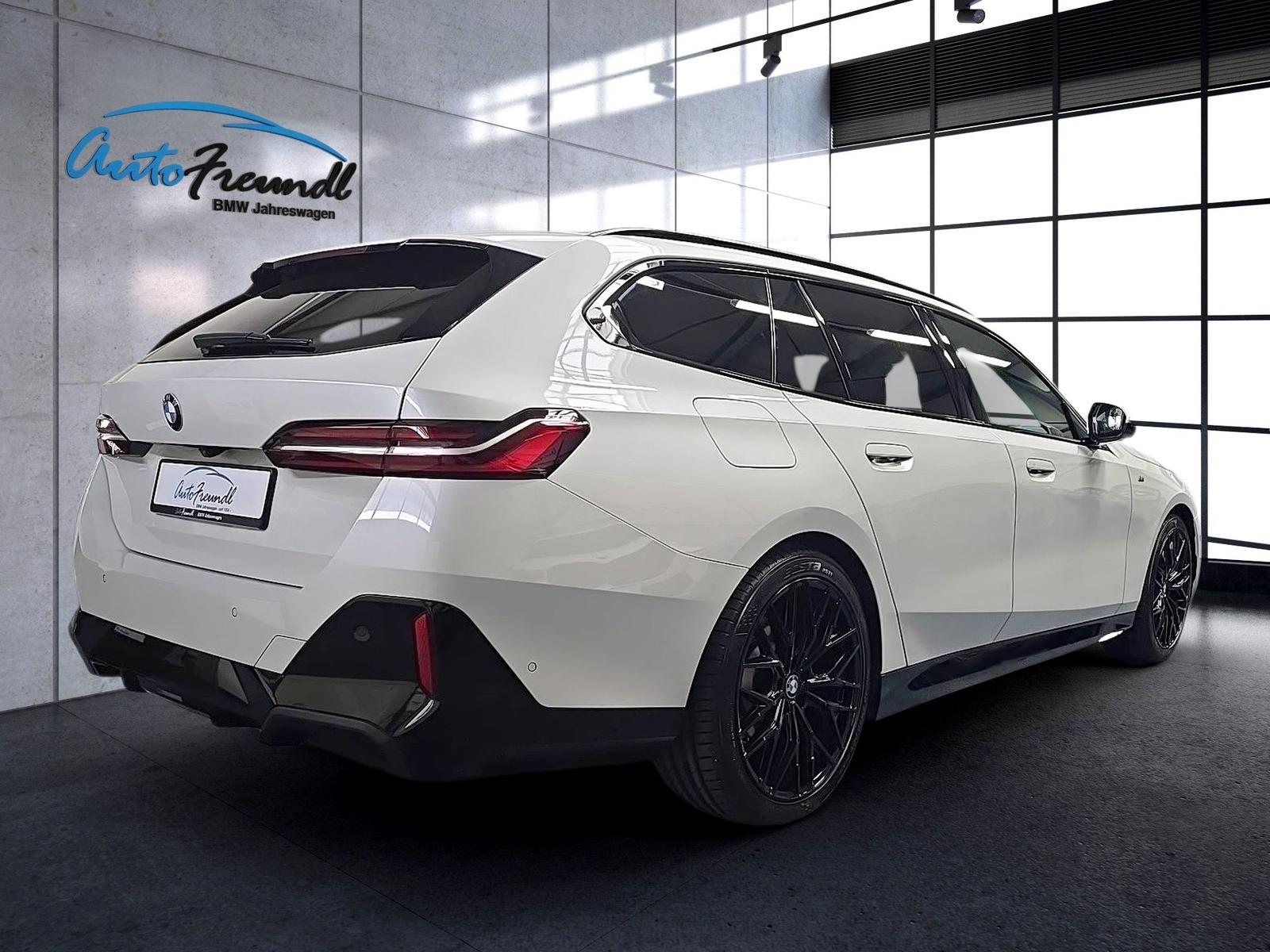 BMW 520d xDrive M Sport *20 Zoll*Pano*AHK*Standh.*