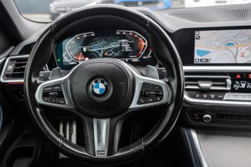 Fahrzeugabbildung BMW 430i Cabrio M Sport|KAMERA|SHADOWLINE|AMBIENTE